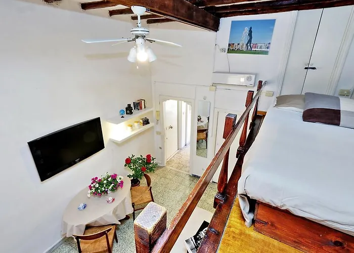Pretty Flat Trastevere Апартаменты Рим