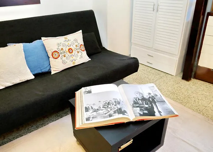 Pretty Flat Trastevere Апартаменты *