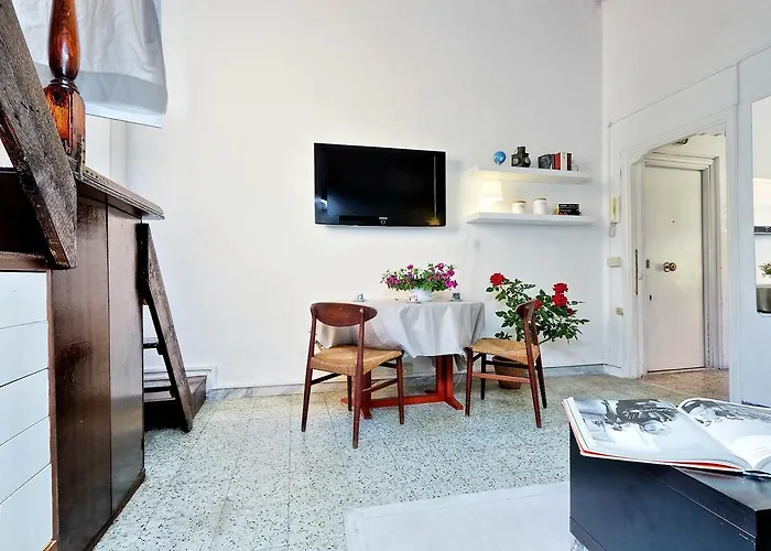 Pretty Flat Trastevere Рим