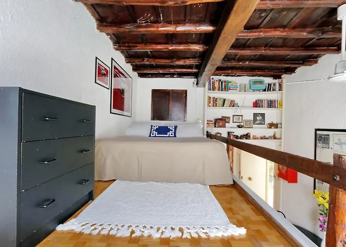 Pretty Flat Trastevere Апартаменты *